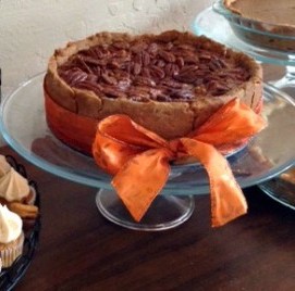 Catering_Gallery_Pecan_Pie_w_Pumpkin_Cupcakes_-_Questionable